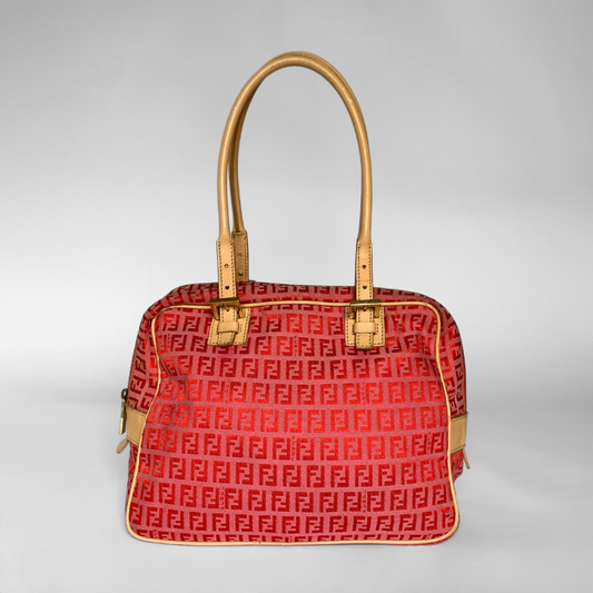 Shop second hand designer handbags Etoile Luxury Vintage tagged Fendi l Etoile de Saint Honore