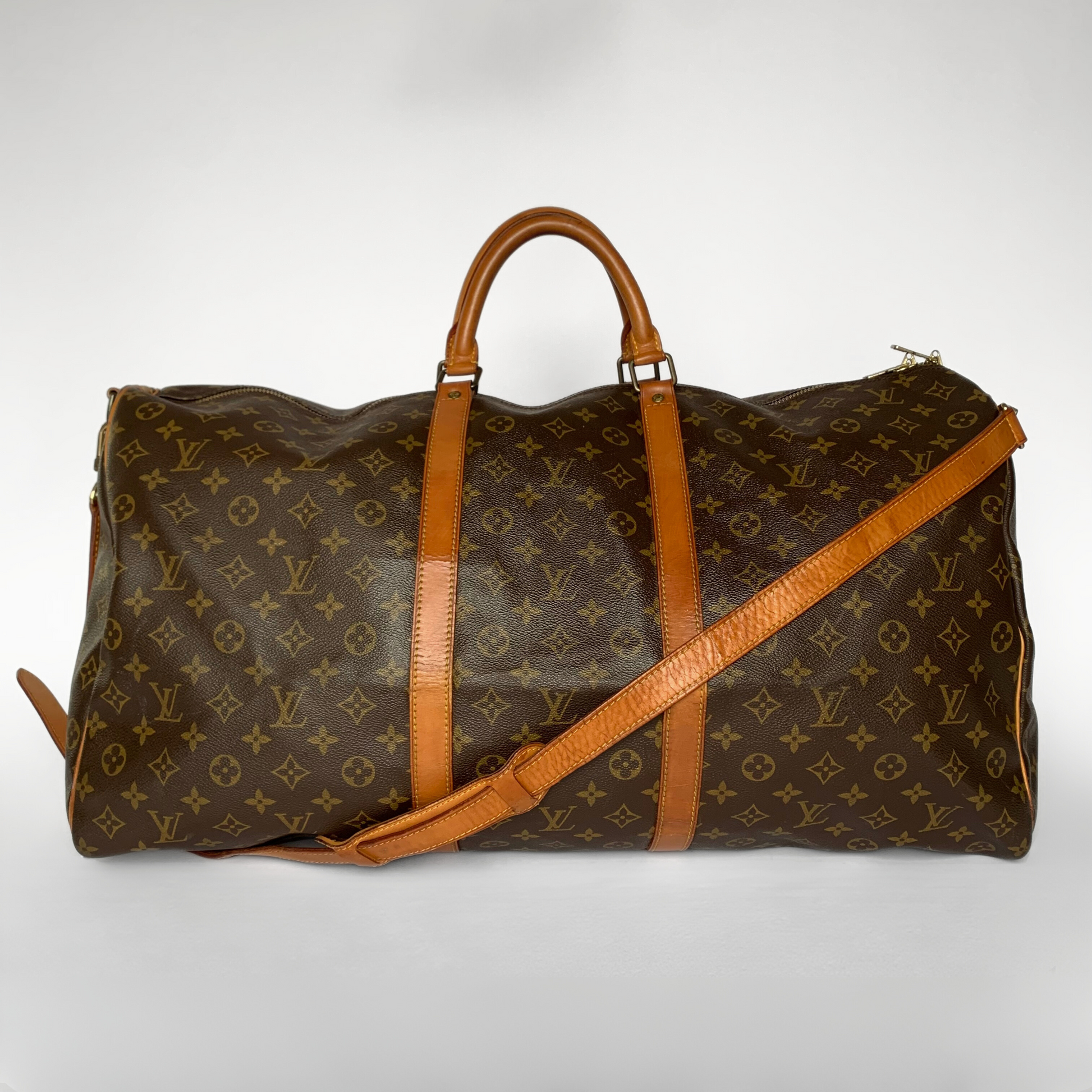 Louis Vuitton Louis Vuitton 60 Bandouli&egrave;re Monogram Canvas - Handbags - Etoile Luxury Vintage