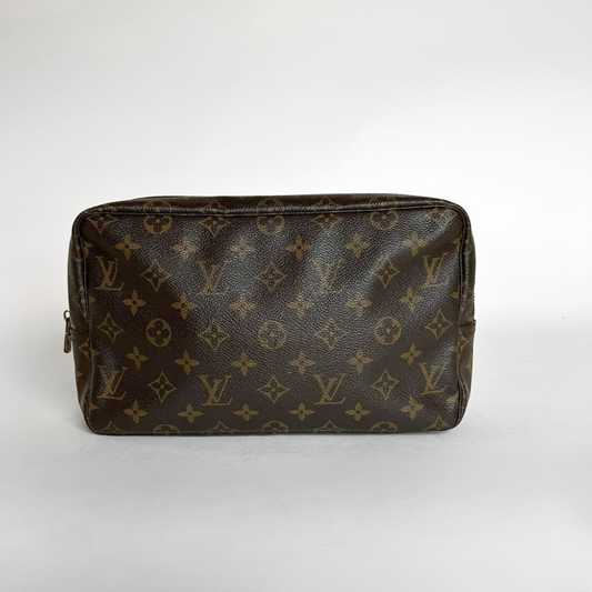 Louis Vuitton Toiletry Bag - 17 For Sale on 1stDibs  louis vuitton wash bag,  louis vuitton king size toiletry bag, louis vuitton mens toiletry bag