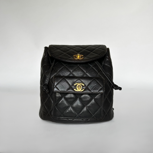 Chanel Chanel Duma Patenttinahkainen reppu - Reput - Etoile Luxury Vintage