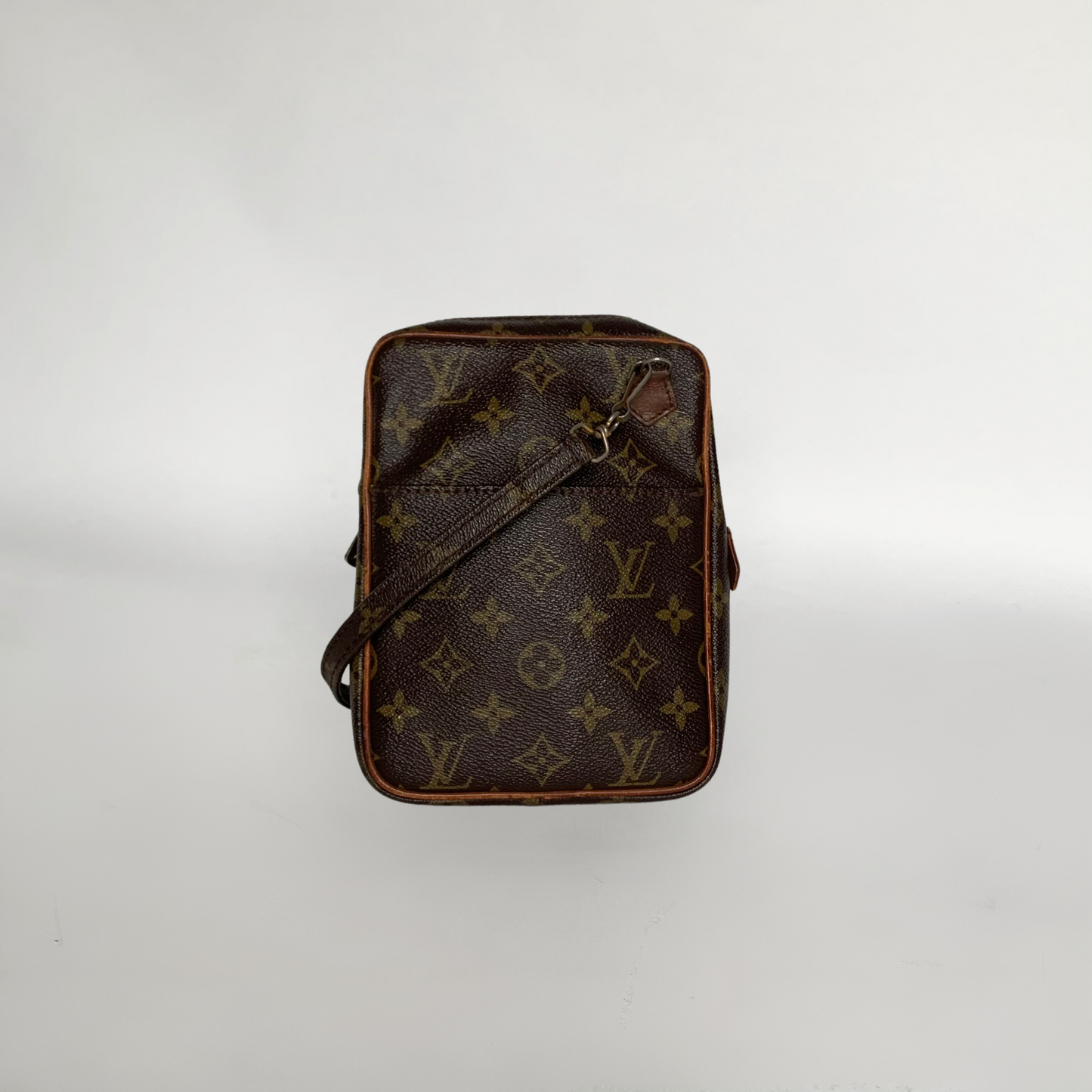 Louis Vuitton Louis Vuitton Danube Monogram Canvas - Crossbody bags - Etoile Luxury Vintage
