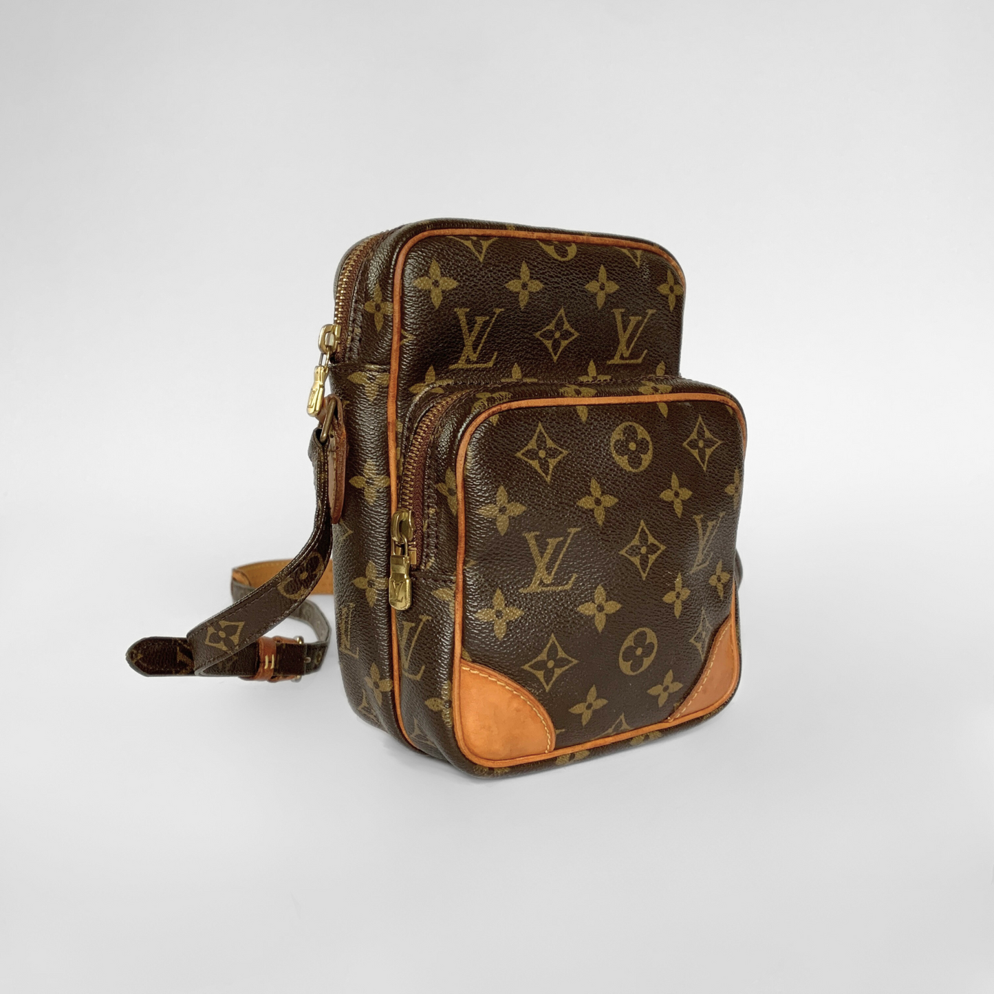 Louis Vuitton Amazon Monogram Canvas