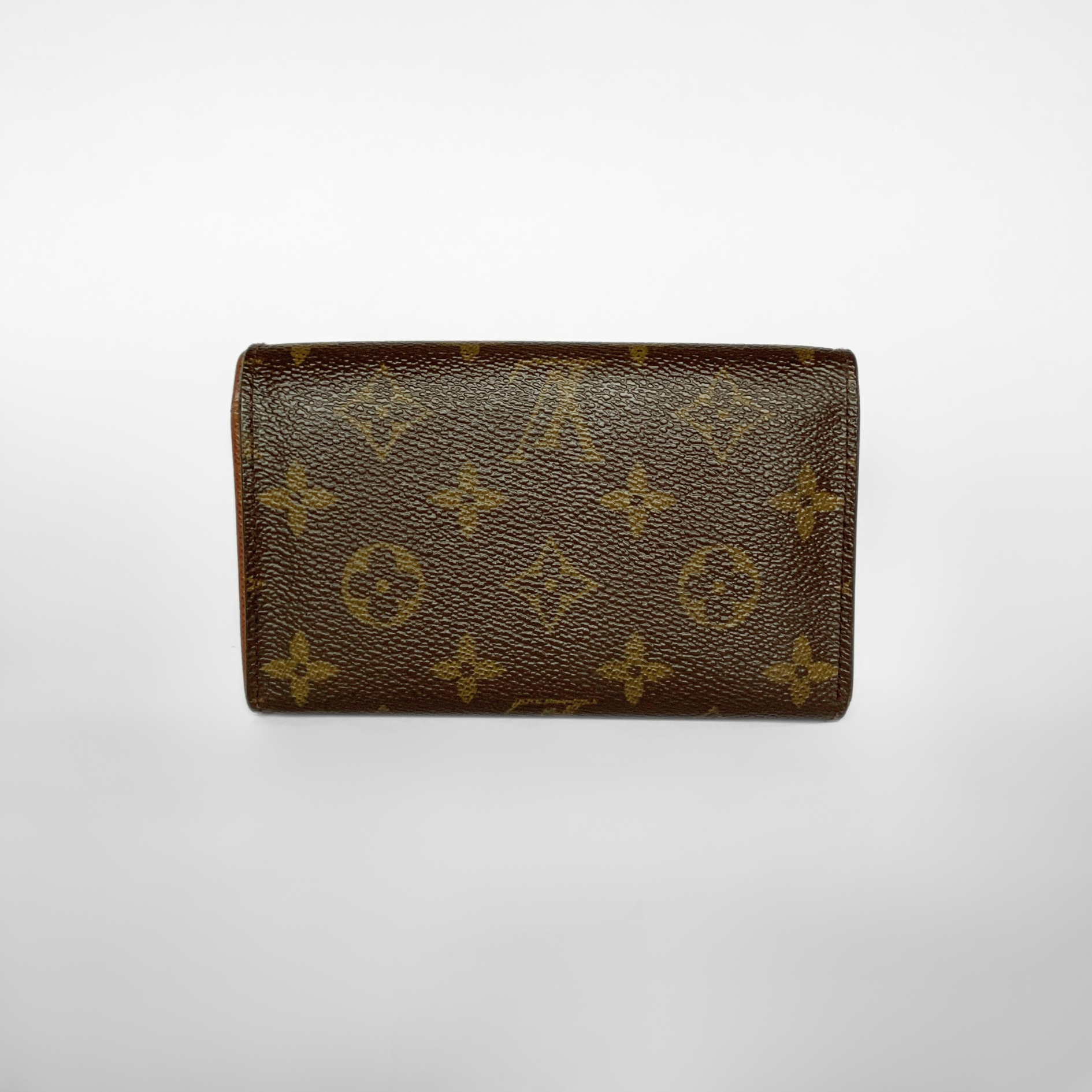 Louis Vuitton Louis Vuitton Wallet Medium Monogram Canvas - Wallets - Etoile Luxury Vintage