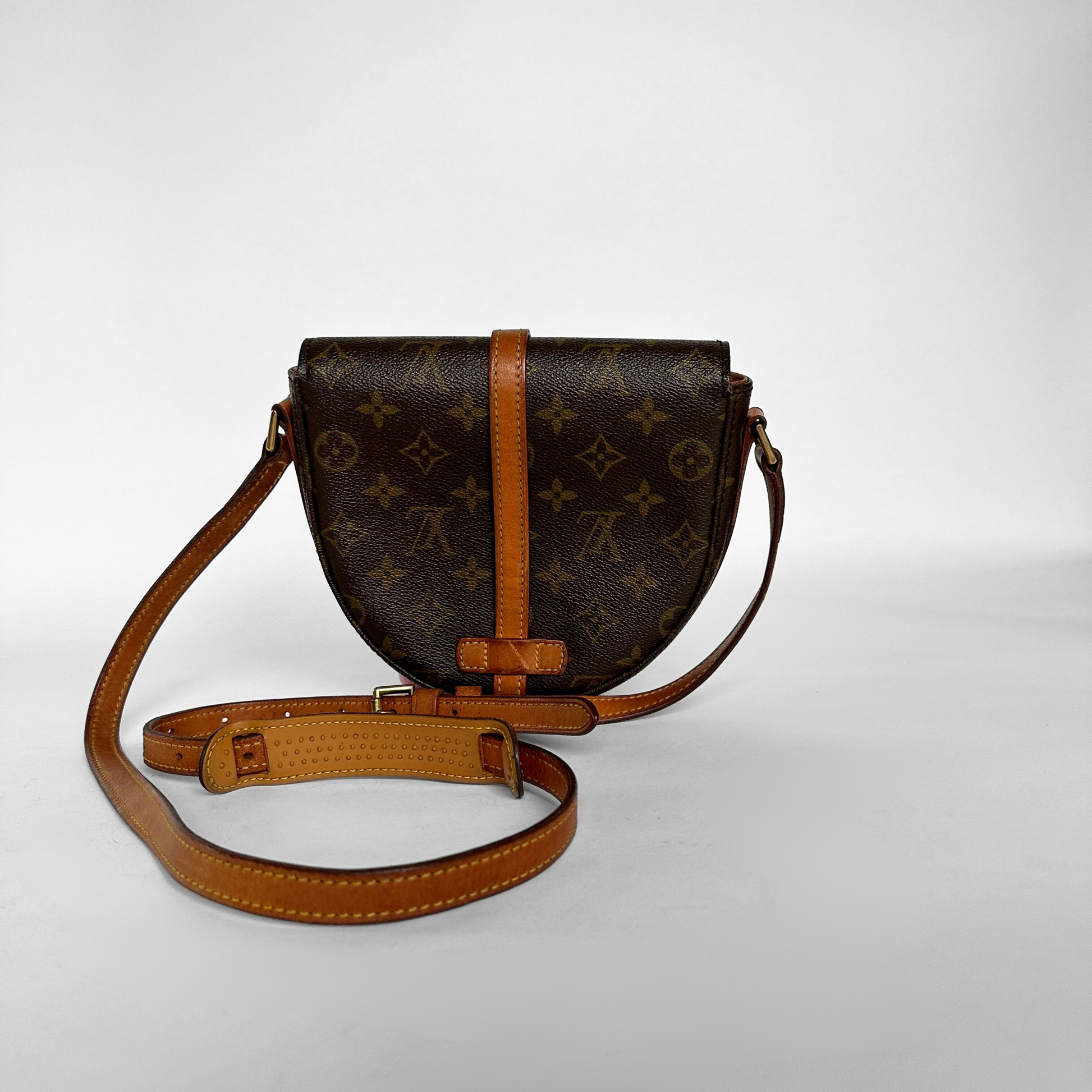 Louis Vuitton Louis Vuitton Chantilly PM Monogram Canvas - Shoulder bags - Etoile Luxury Vintage