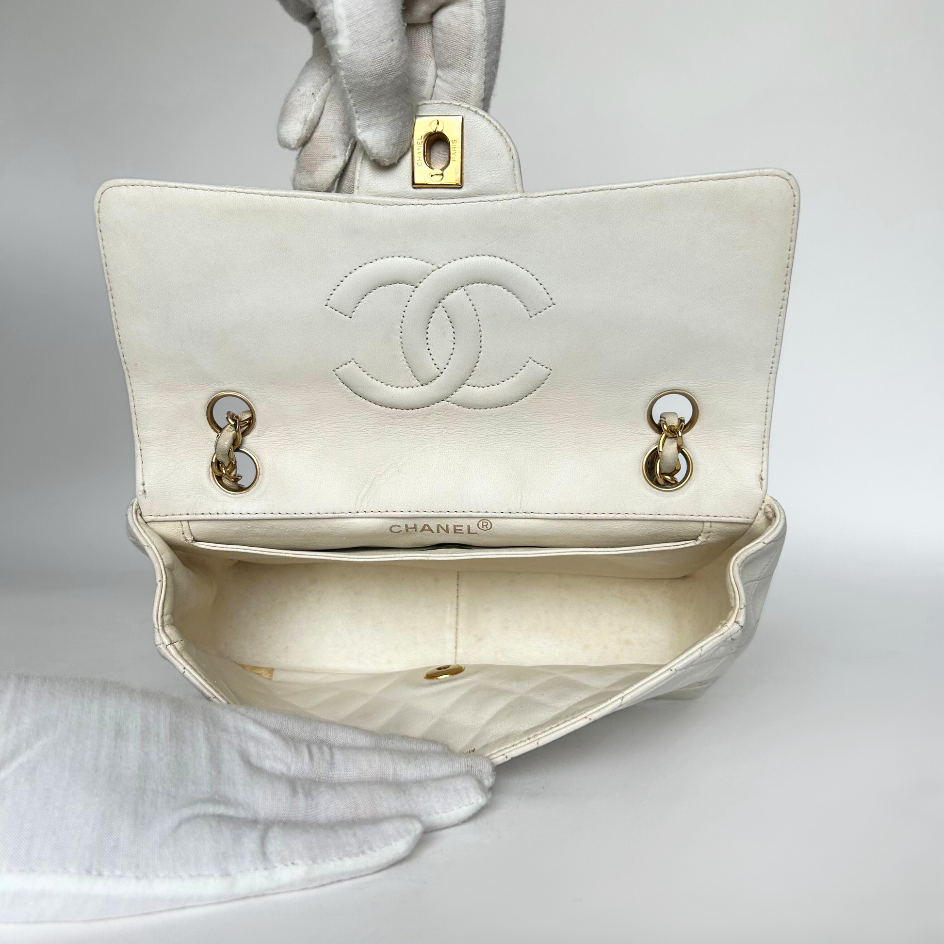 Chanel Seasonal Single Flap Bag Etoile Luxury Vintage – l'Étoile