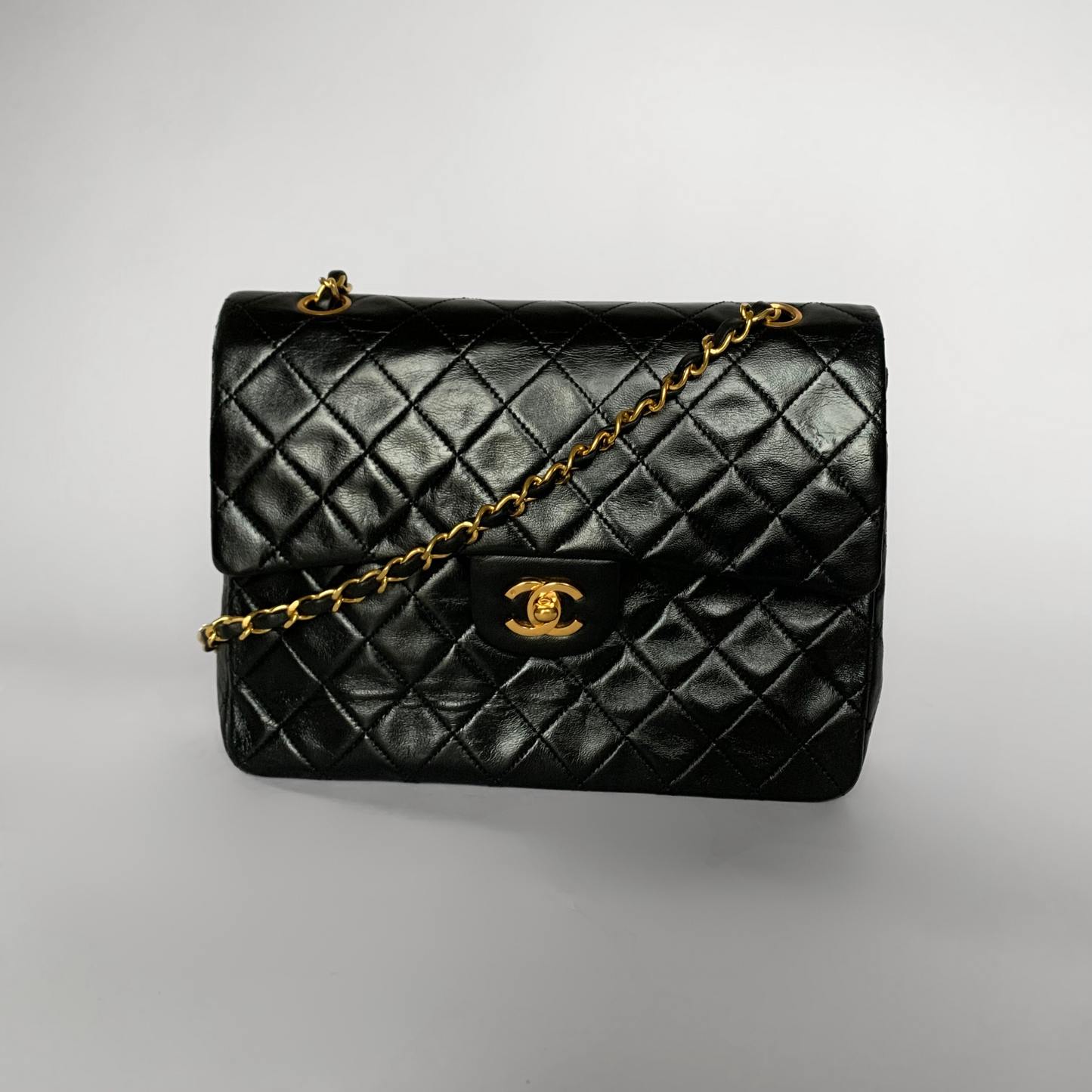 Chanel Chanel Klasyczny podwójny Flap Bag Średnia skóra jagnięca - Torebki - Etoile Luxury Vintage