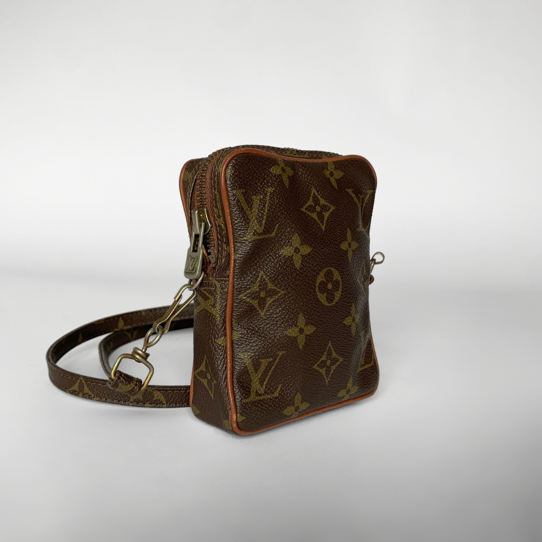 Louis Vuitton Louis Vuitton Danube Monogram Canvas - Crossbody bags - Etoile Luxury Vintage