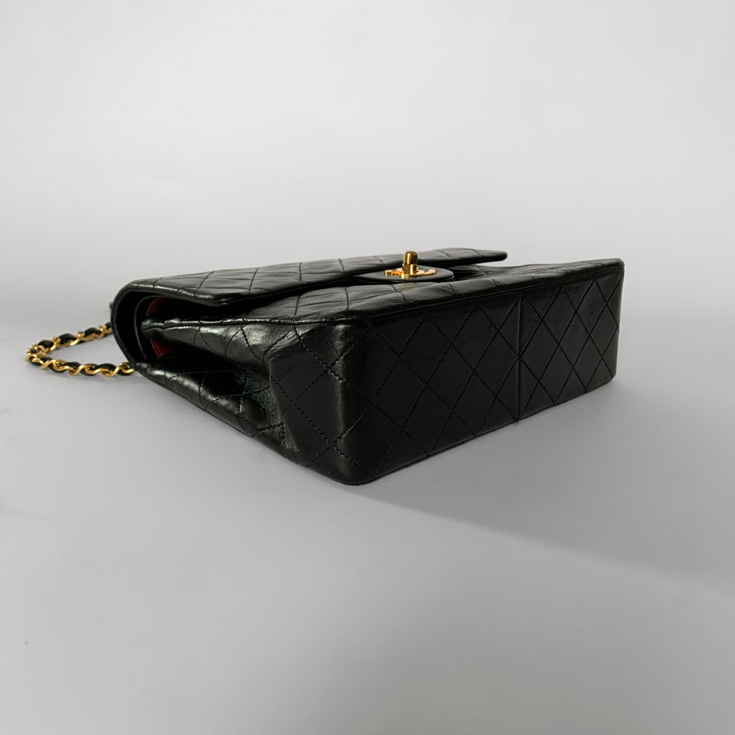 Chanel Chanel Klassinen kaksinkertainen Flap Bag Keskikokoinen lampaannahka - Käsilaukut - Etoile Luxury Vintage