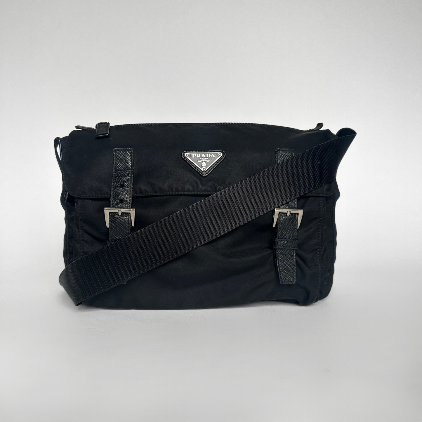 Prada Prada Buckle Messenger Bag Nylon - Crossbody tasker - Etoile Luxury Vintage