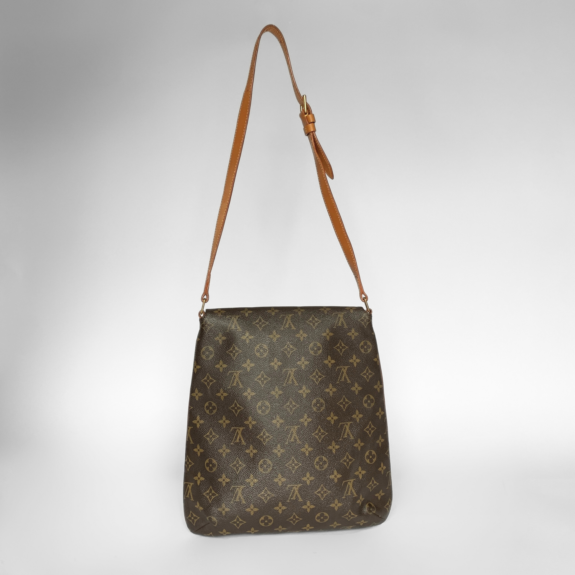 Louis Vuitton Louis Vuitton Musette Salsa Monogram Canvas - Shoulder bags - Etoile Luxury Vintage