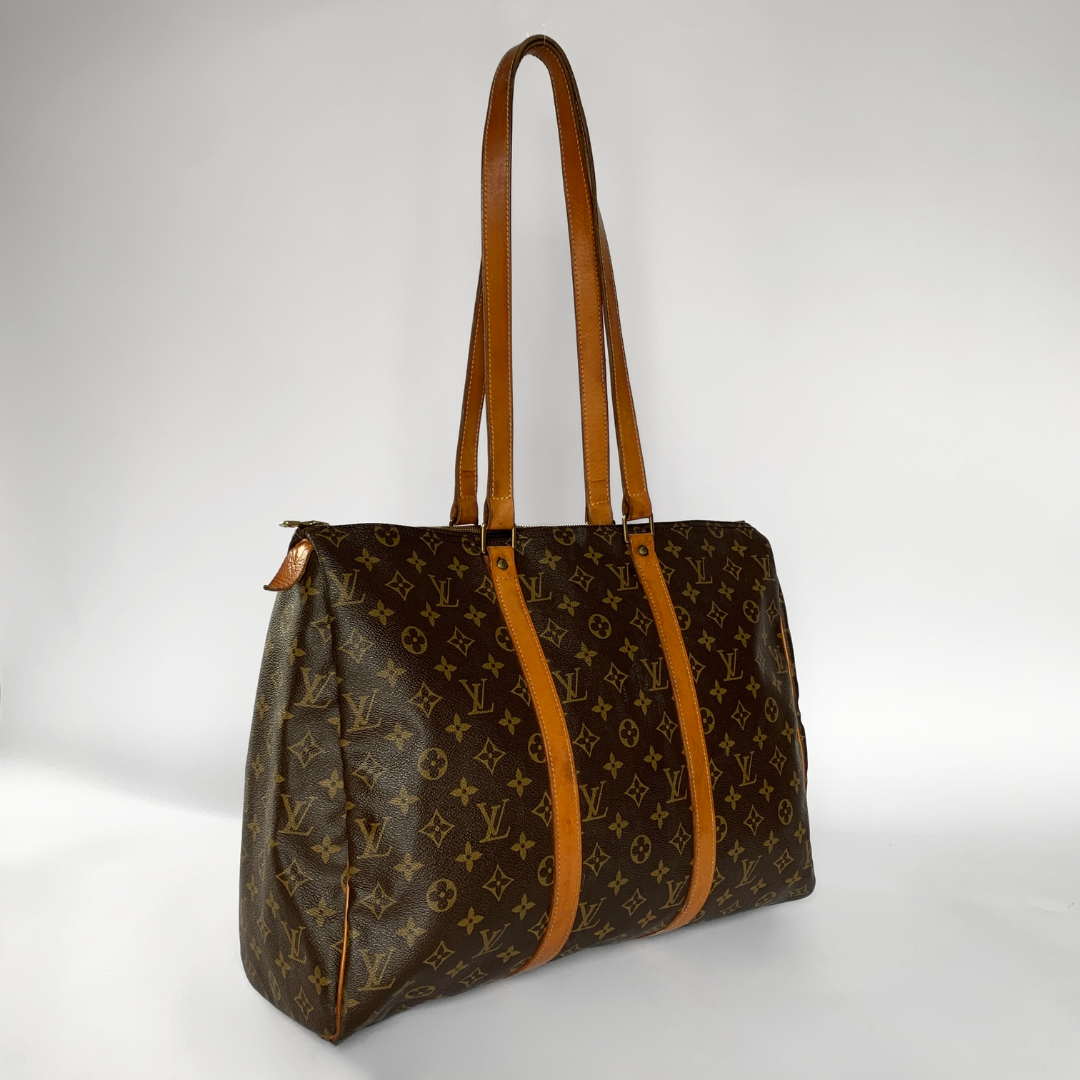 Louis Vuitton Louis Vuitton Flannery Monogram Canvas - Shoulder Bags - Etoile Luxury Vintage