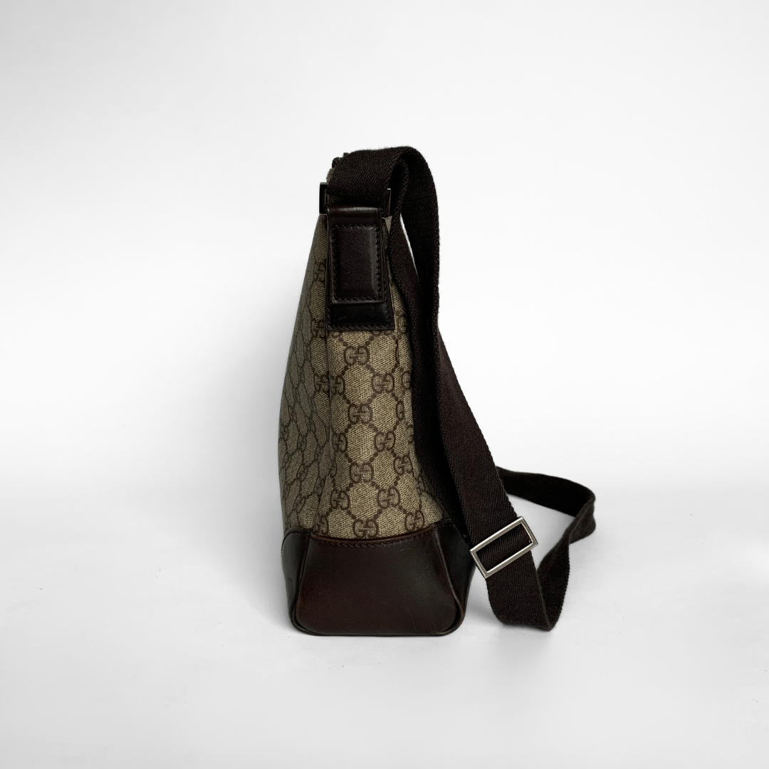 Gucci Gucci GG Crossbody Messenger Bag PVC Monogram Canvas - Umhängetaschen - Etoile Luxury Vintage