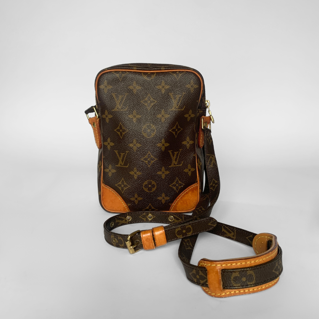 Louis Vuitton Louis Vuitton Amazon Monogram Canvas - Crossbody bags - Etoile Luxury Vintage