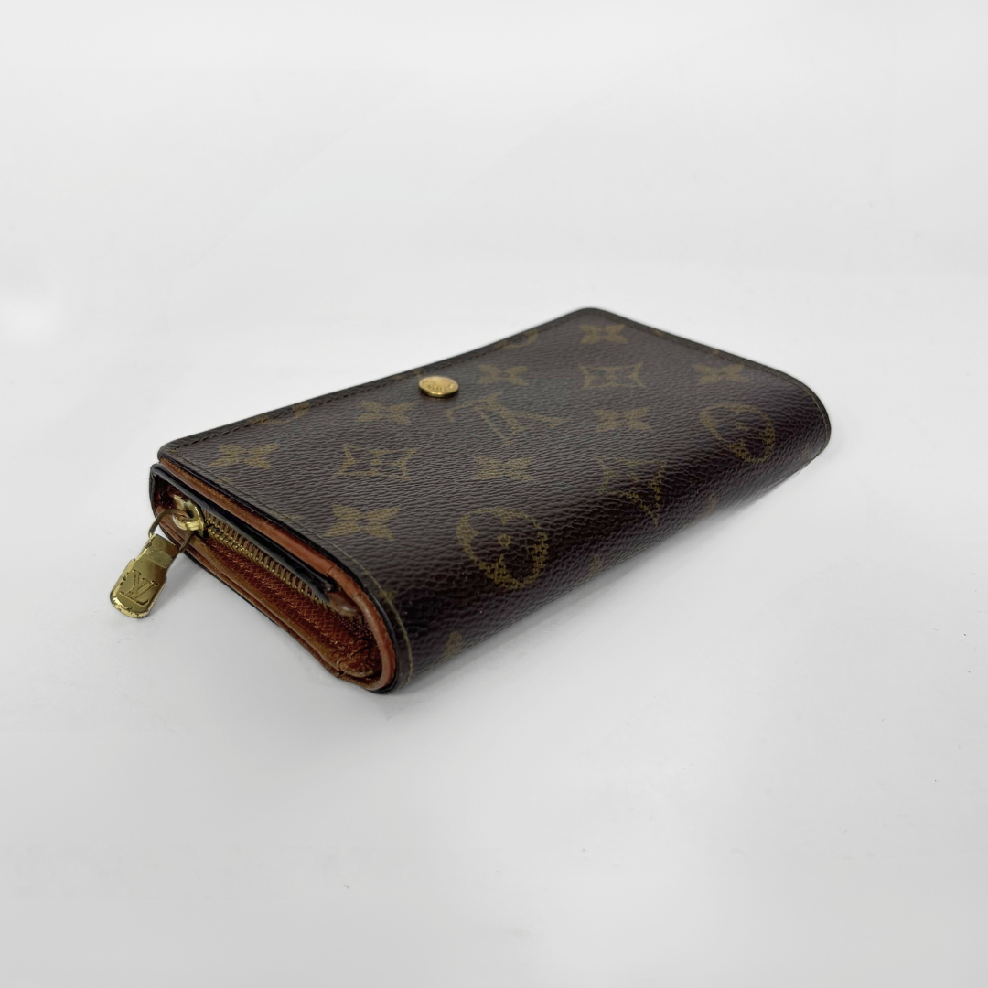 Louis Vuitton Pung Monogram Canvas