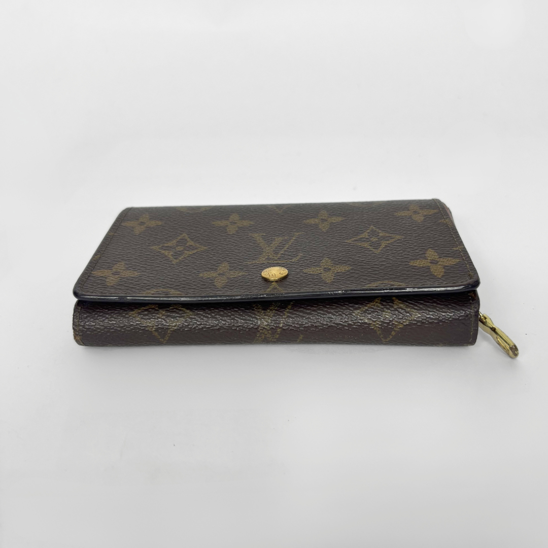 Louis Vuitton Pung Monogram Canvas