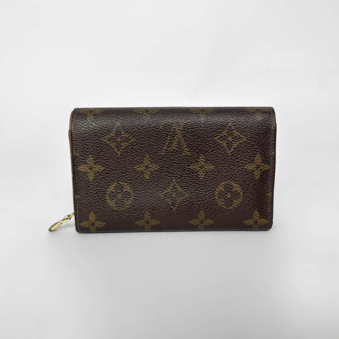 Louis Vuitton Pung Monogram Canvas