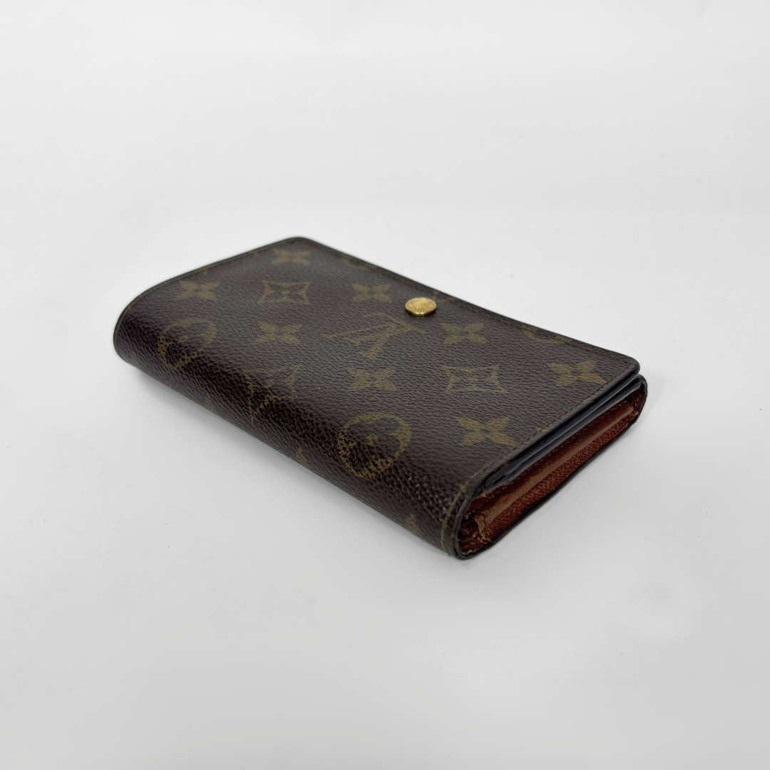 Louis Vuitton Pung Monogram Canvas