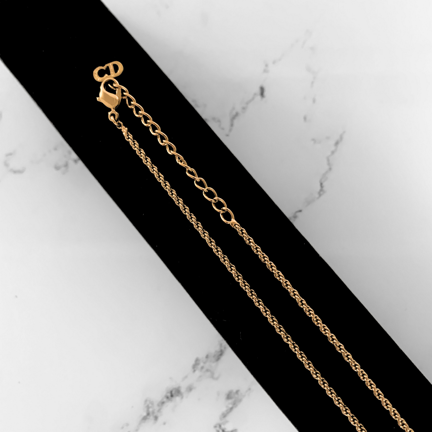 Dior Dior Necklace Gold Metal - Necklaces - Etoile Luxury Vintage