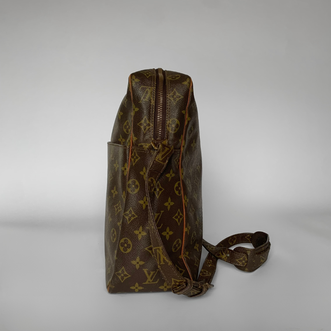 Louis Vuitton Louis Vuitton Marceau Monogram Canvas - Crossbody bags - Etoile Luxury Vintage