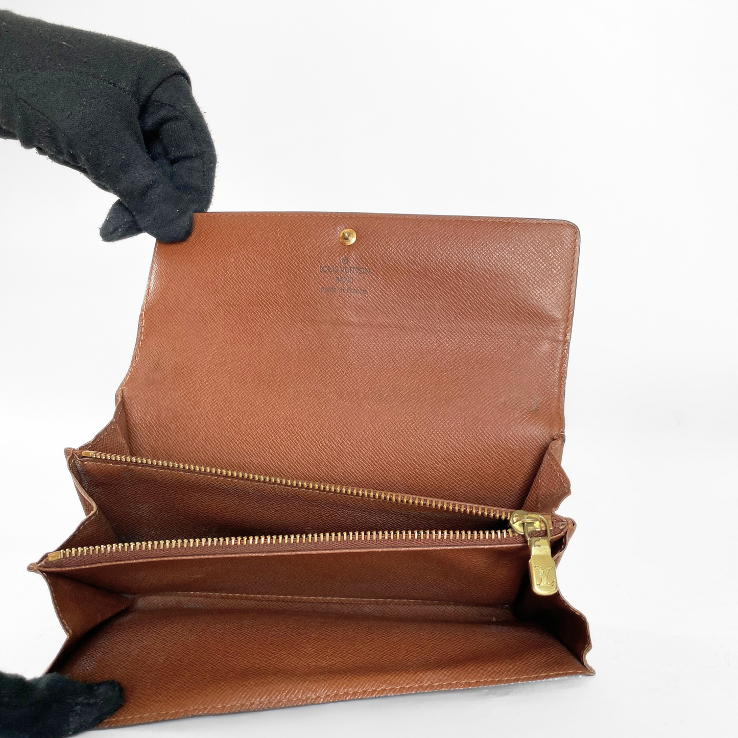 Louis Vuitton Cartera grande de lona con monograma