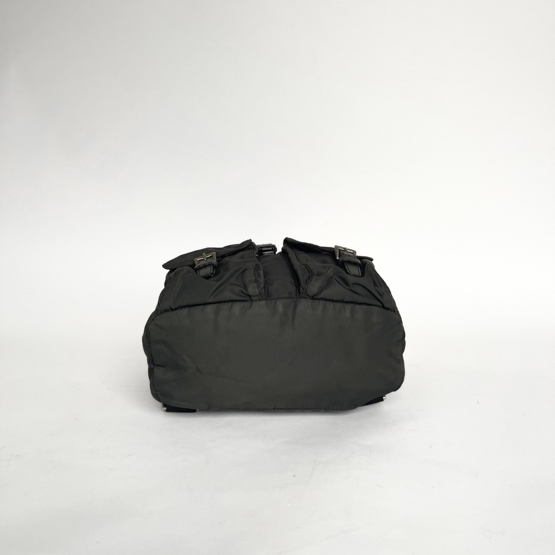 Prada hot sale quilted backpack