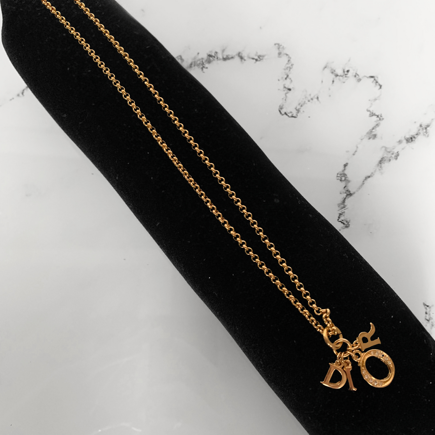 Dior Dior Halsband Guldfärgad metall - Halsband - Etoile Luxury Vintage