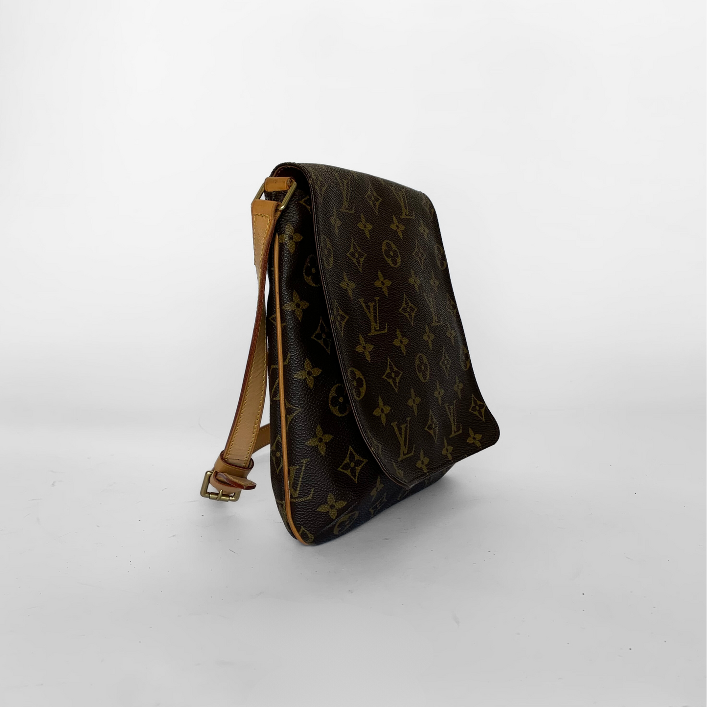 Louis Vuitton Louis Vuitton Musette Salsa Monogram Canvas - Shoulder bags - Etoile Luxury Vintage