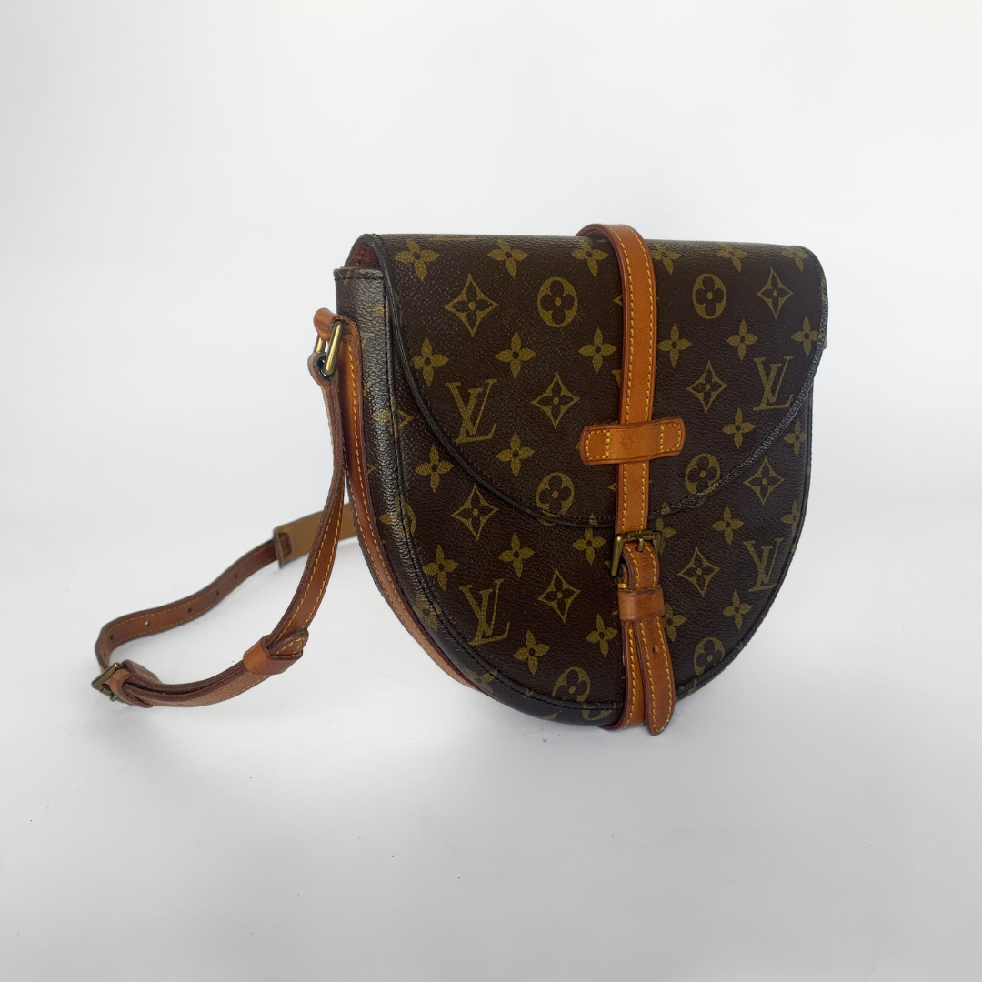 Louis Vuitton Louis Vuitton Chantilly MM Monogram Canvas - Crossbody bags - Etoile Luxury Vintage