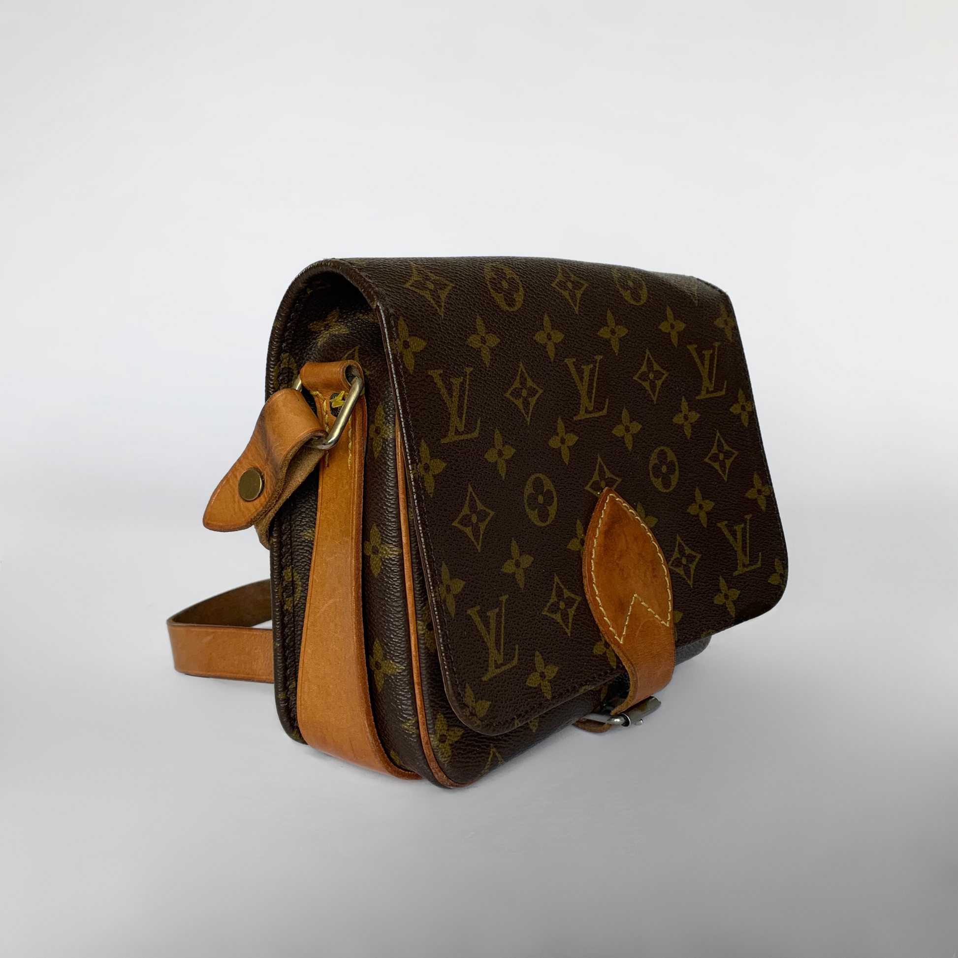 Louis Vuitton Louis Vuitton Cartouchi&egrave;re PM Monogram Canvas - Handbags - Etoile Luxury Vintage