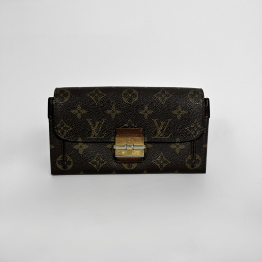 Louis Vuitton Gesp Wallet Large on a white background