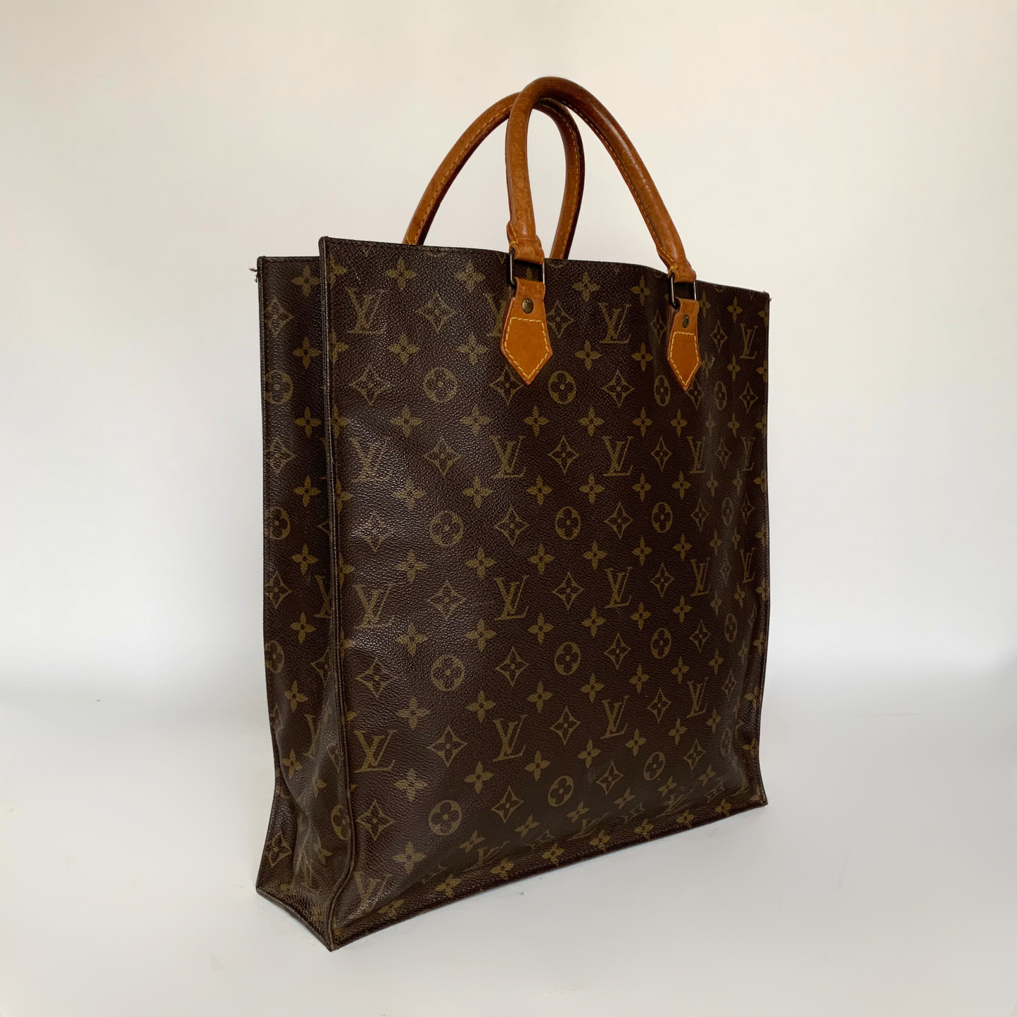 Louis Vuitton Louis Vuitton Sac Plat Monogram Canvas - Käsilaukku - Etoile Luxury Vintage