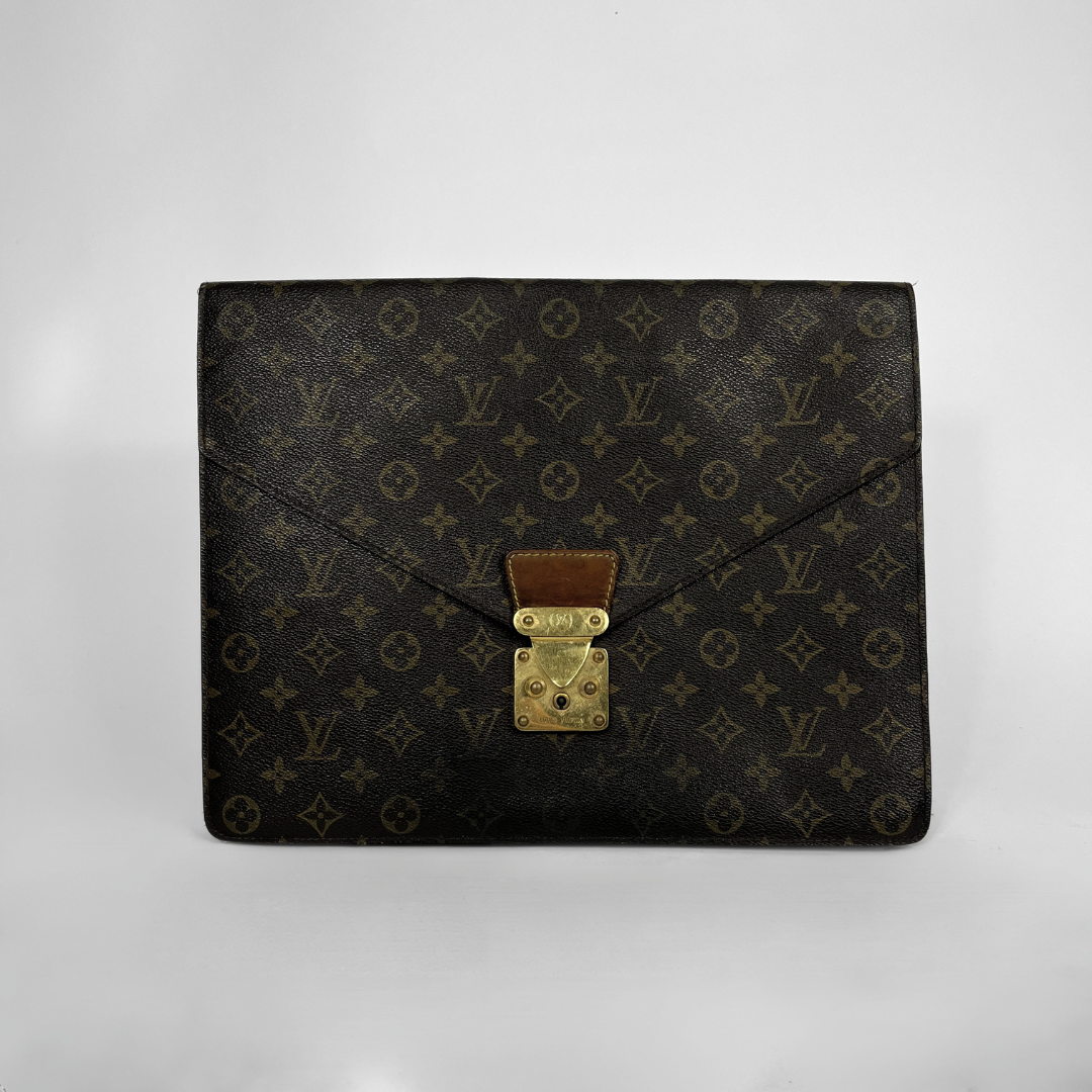 Louis Vuitton Clutch Monogram Canvas on a white background
