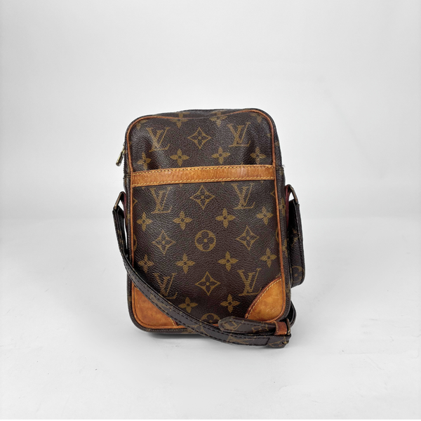 Louis Vuitton Danube | Étoile Luxury Vintage – l'Étoile de Saint