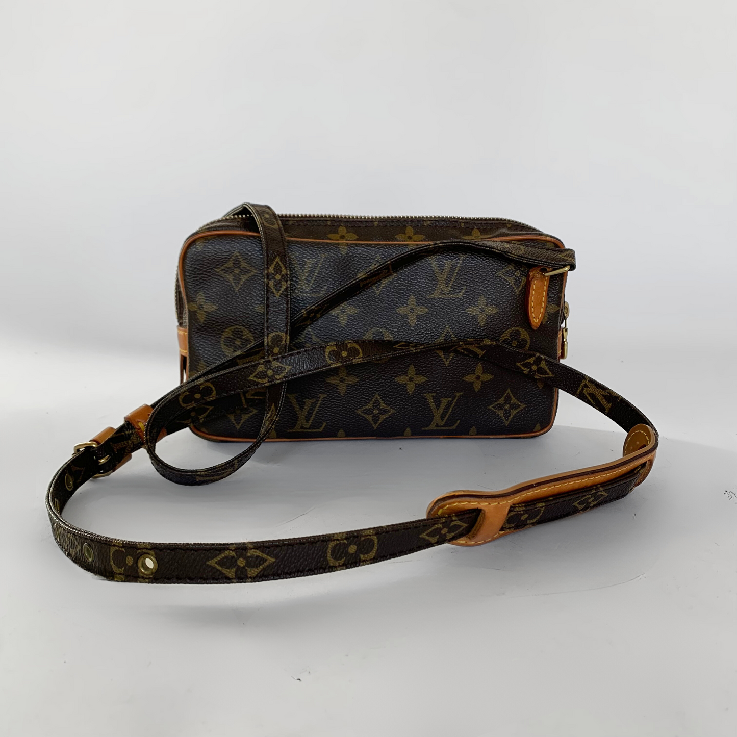 Louis Vuitton Louis Vuitton Marly Monogramdoek - Handtassen - Etoile Luxury Vintage