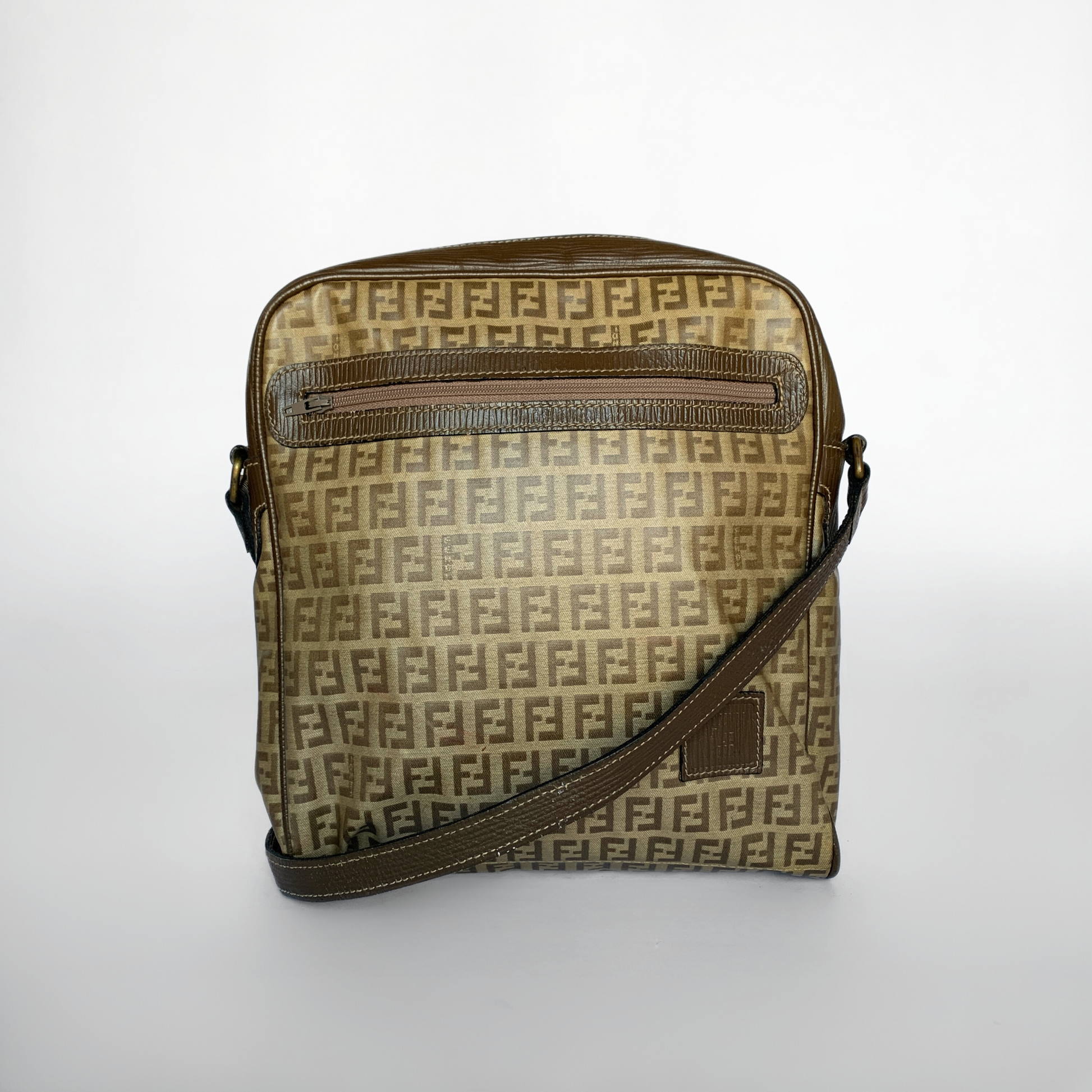 Fendi torba online