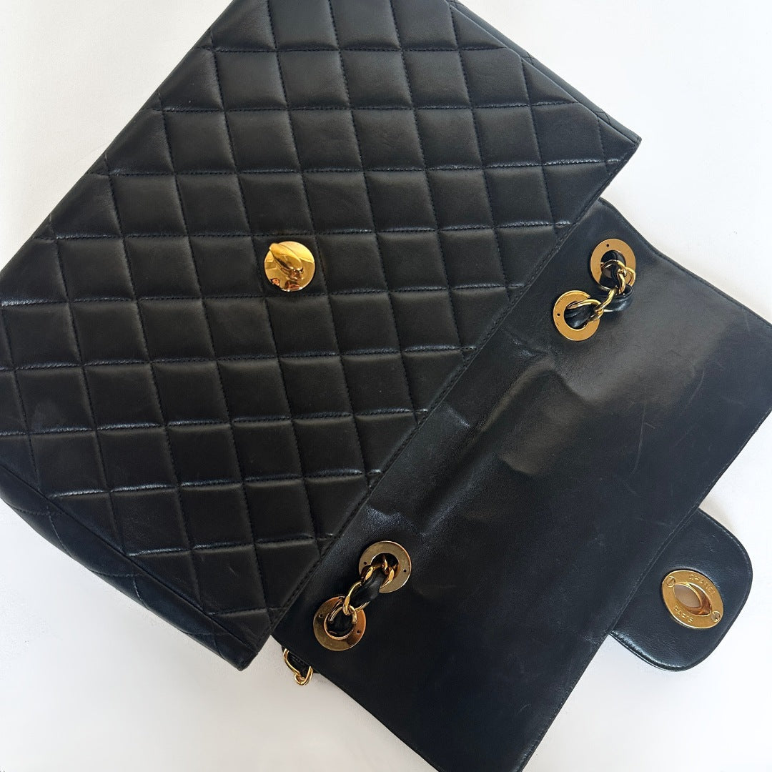 Chanel Chanel Flap Bag Maxi lammeskind læder - skuldertaske - Etoile Luxury Vintage
