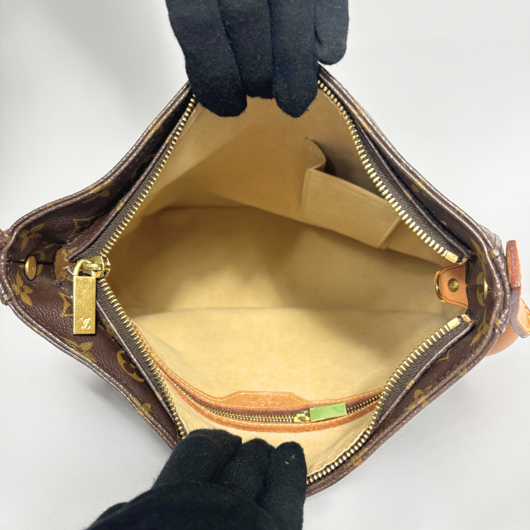 Louis Vuitton Looping GM Monogram Canvas