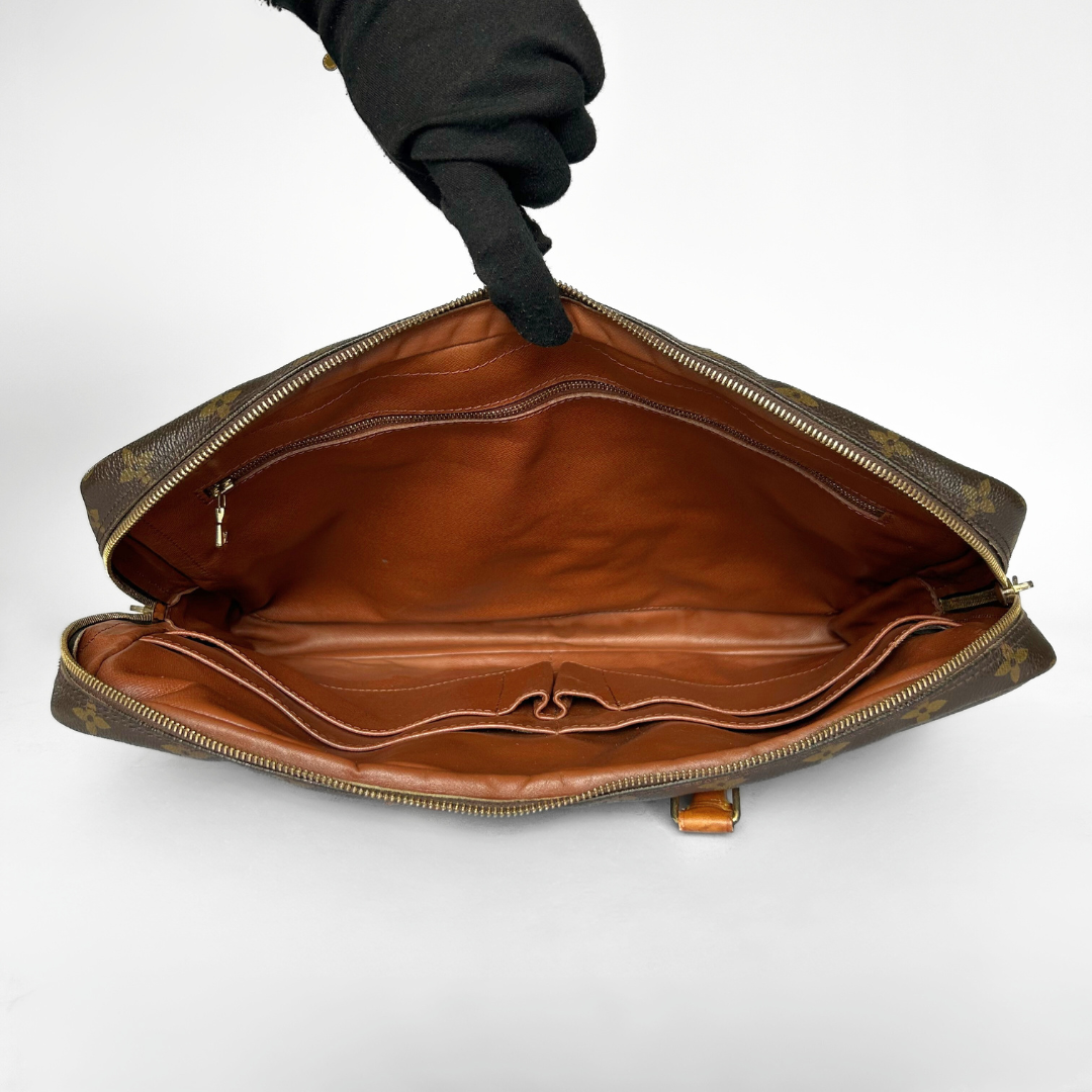 Louis Vuitton Porte Document Monogram Canvas