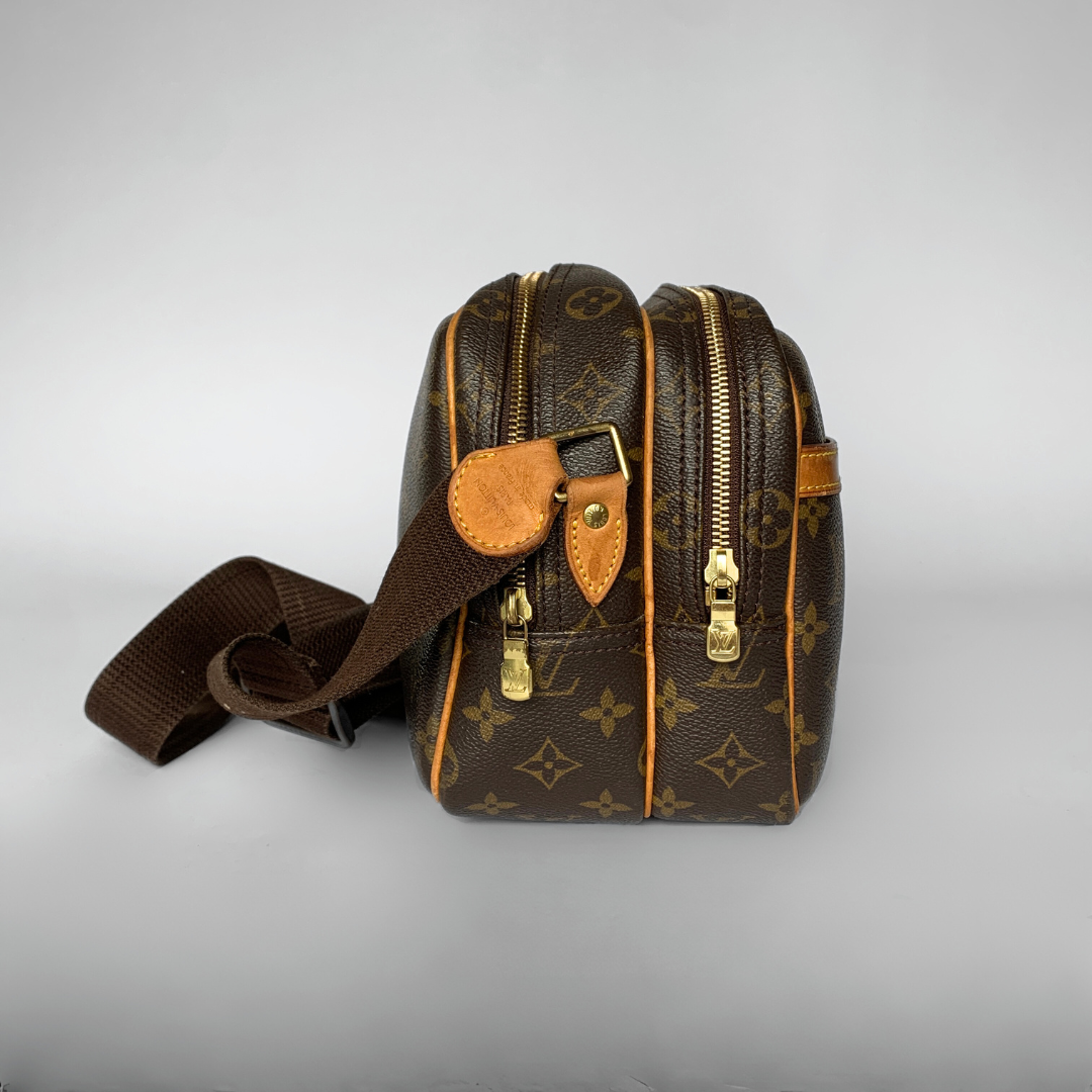 Louis Vuitton Louis Vuitton Reporter PM Monogram Canvas - Crossbody bags - Etoile Luxury Vintage