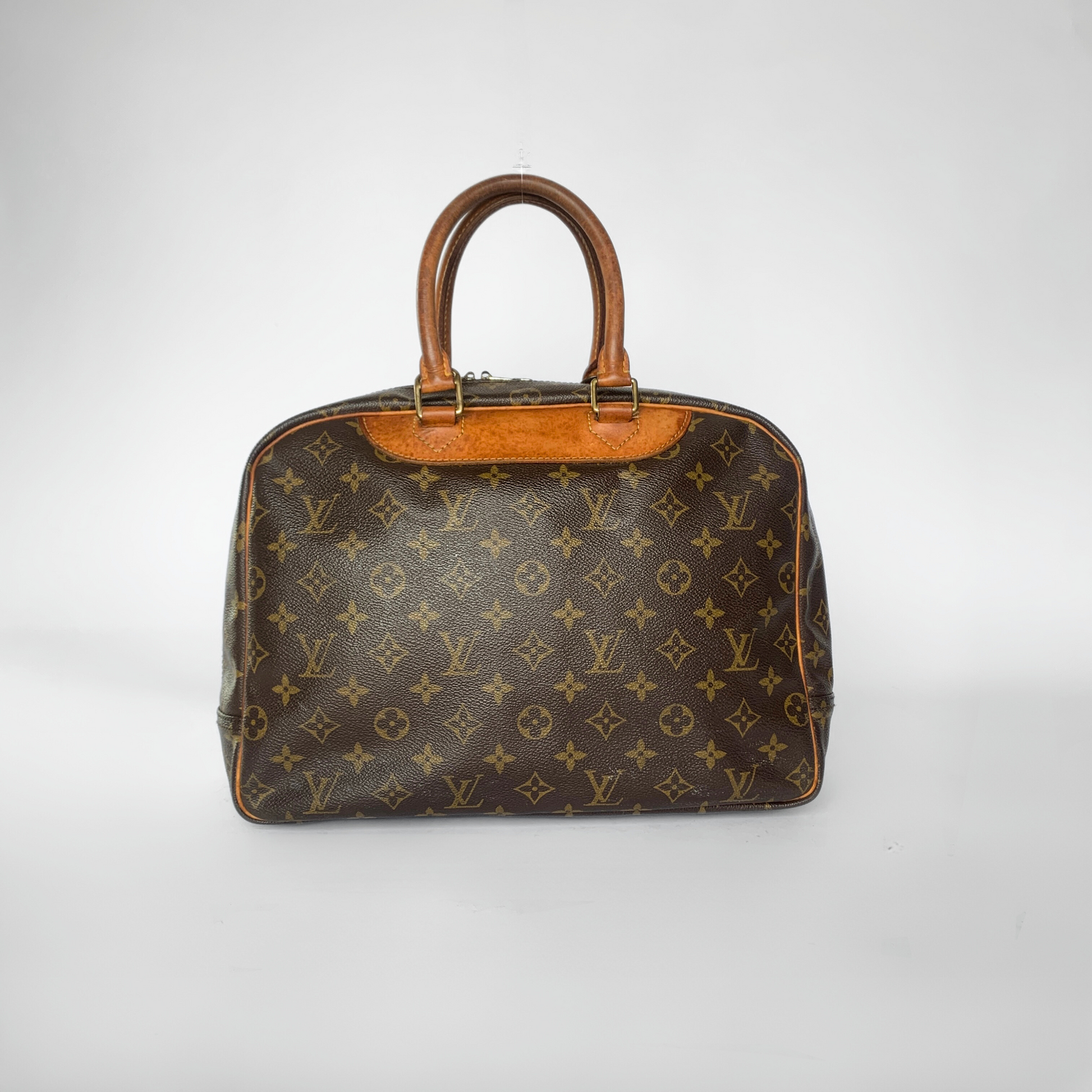 Louis Vuitton Deauville Monogram Canvas – l'Étoile de Saint Honoré Louis Vuitton Deauville Monogram Canvas – l'Étoile de Saint Honoré