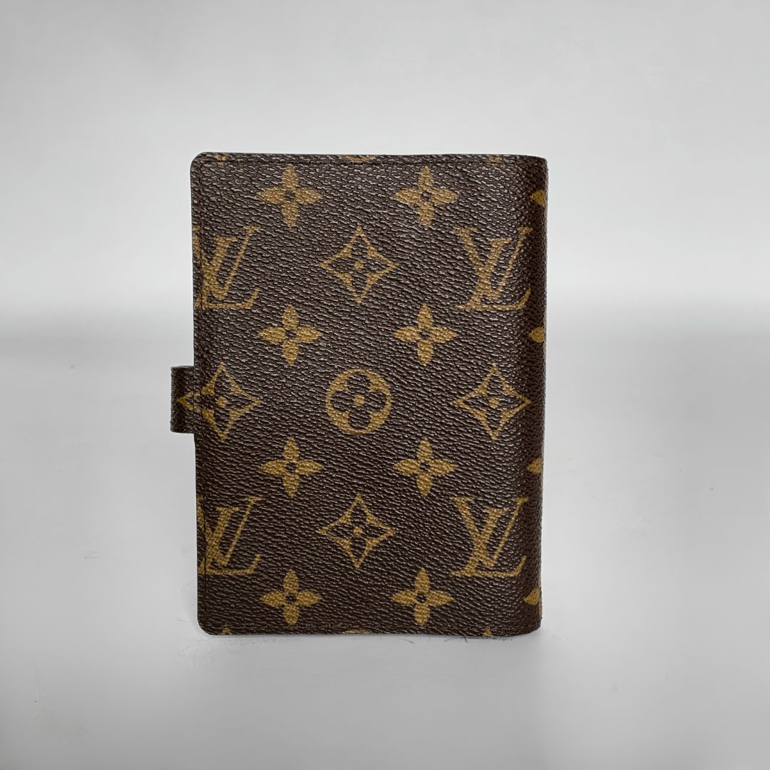 Louis Vuitton Louis Vuitton Passport Cover Monogram Canvas - Passport covers - Etoile Luxury Vintage
