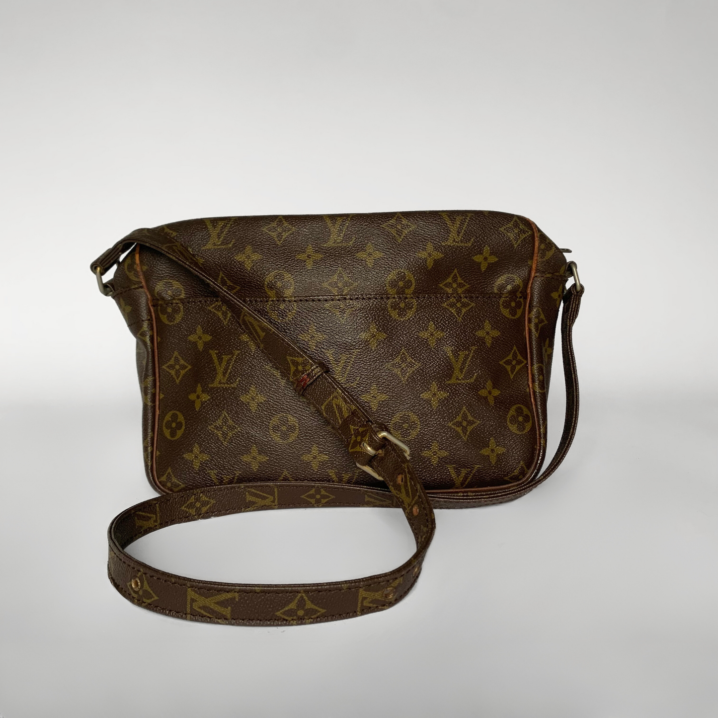 Louis Vuitton Louis Vuitton Nile Mongram Canvas - Handtasche - Etoile Luxury Vintage