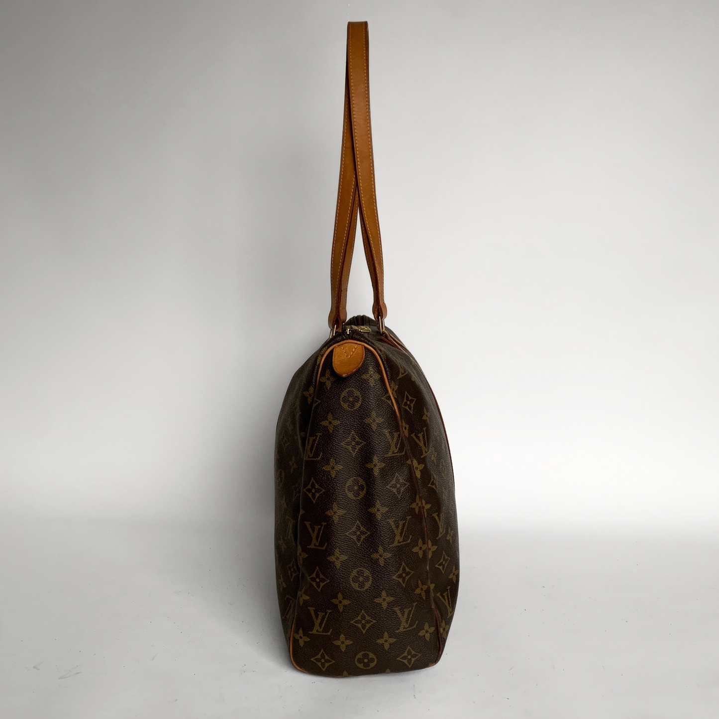 Louis Vuitton Louis Vuitton Flannery Monogram Canvas - Shoulder bag - Etoile Luxury Vintage