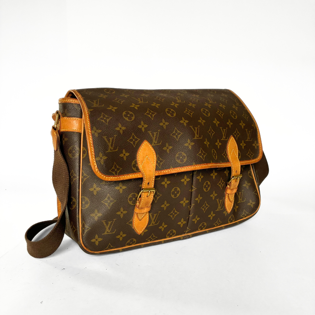 Louis Vuitton Gibecière GM monogram lærred