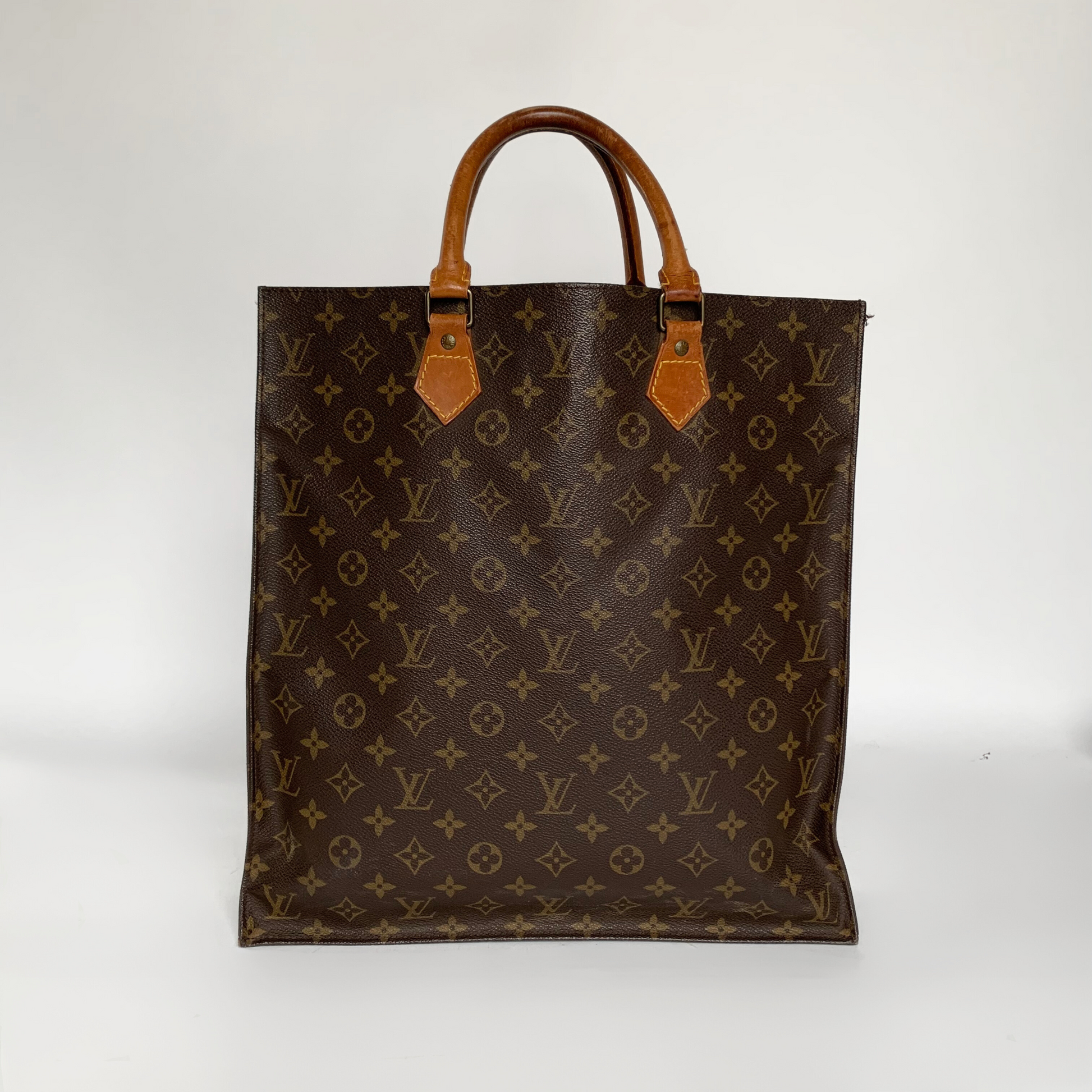 Louis Vuitton Sac Plat Monogram Canvas l Etoile de Saint Honore