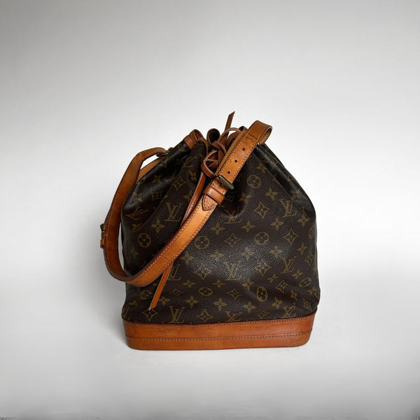 Authentic Louis Vuitton Vintage Monogram Noe Grande.