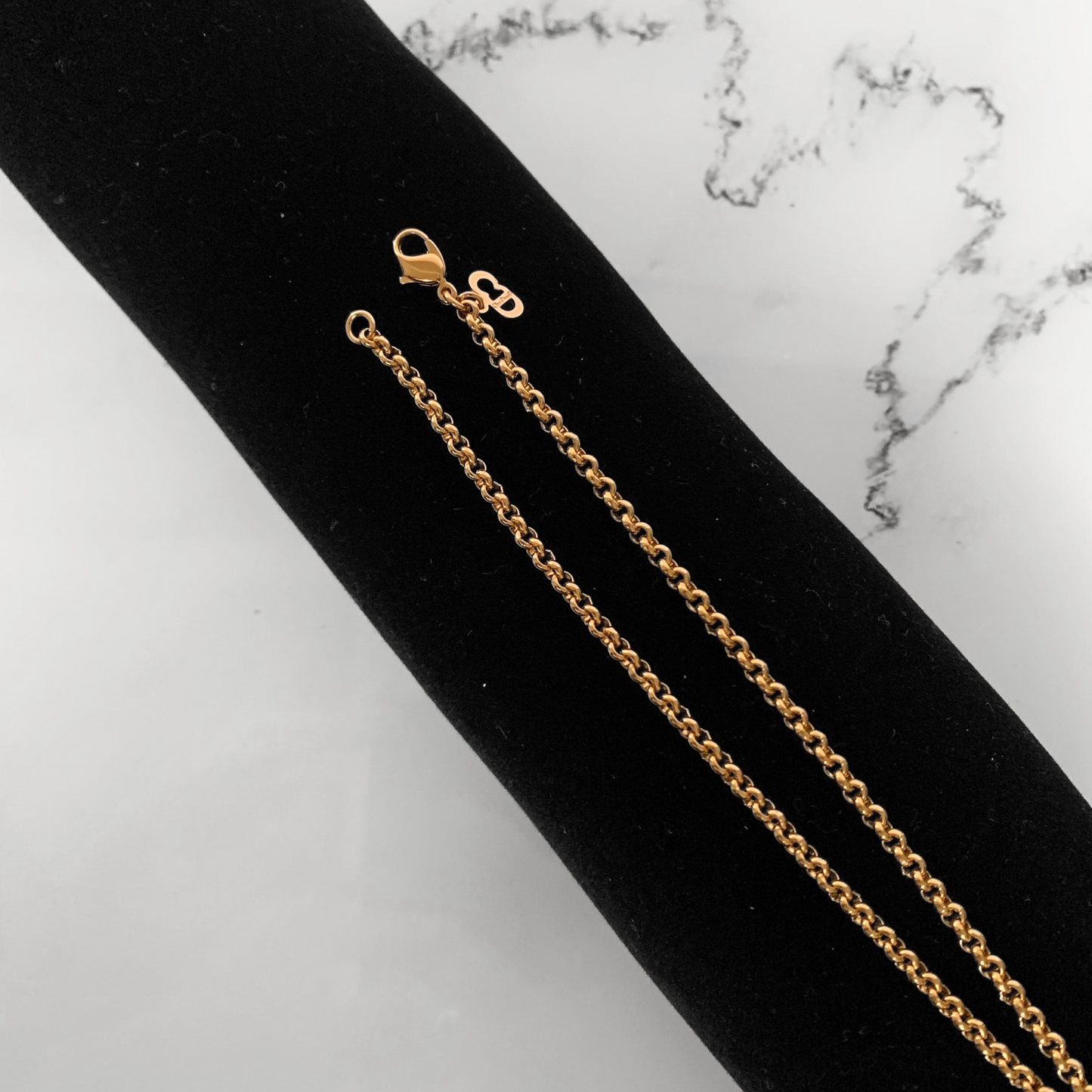 Dior Dior Halsband Guldfärgad metall - Halsband - Etoile Luxury Vintage