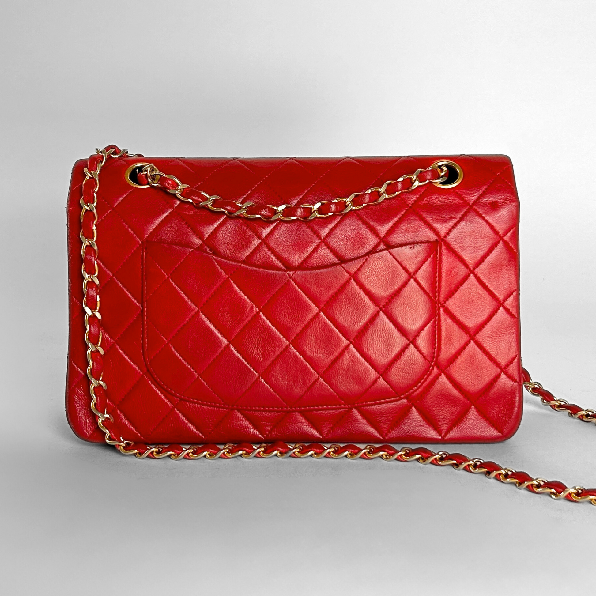 Chanel Red Classic Medium Double Flap Bag Lambskin Leather – l