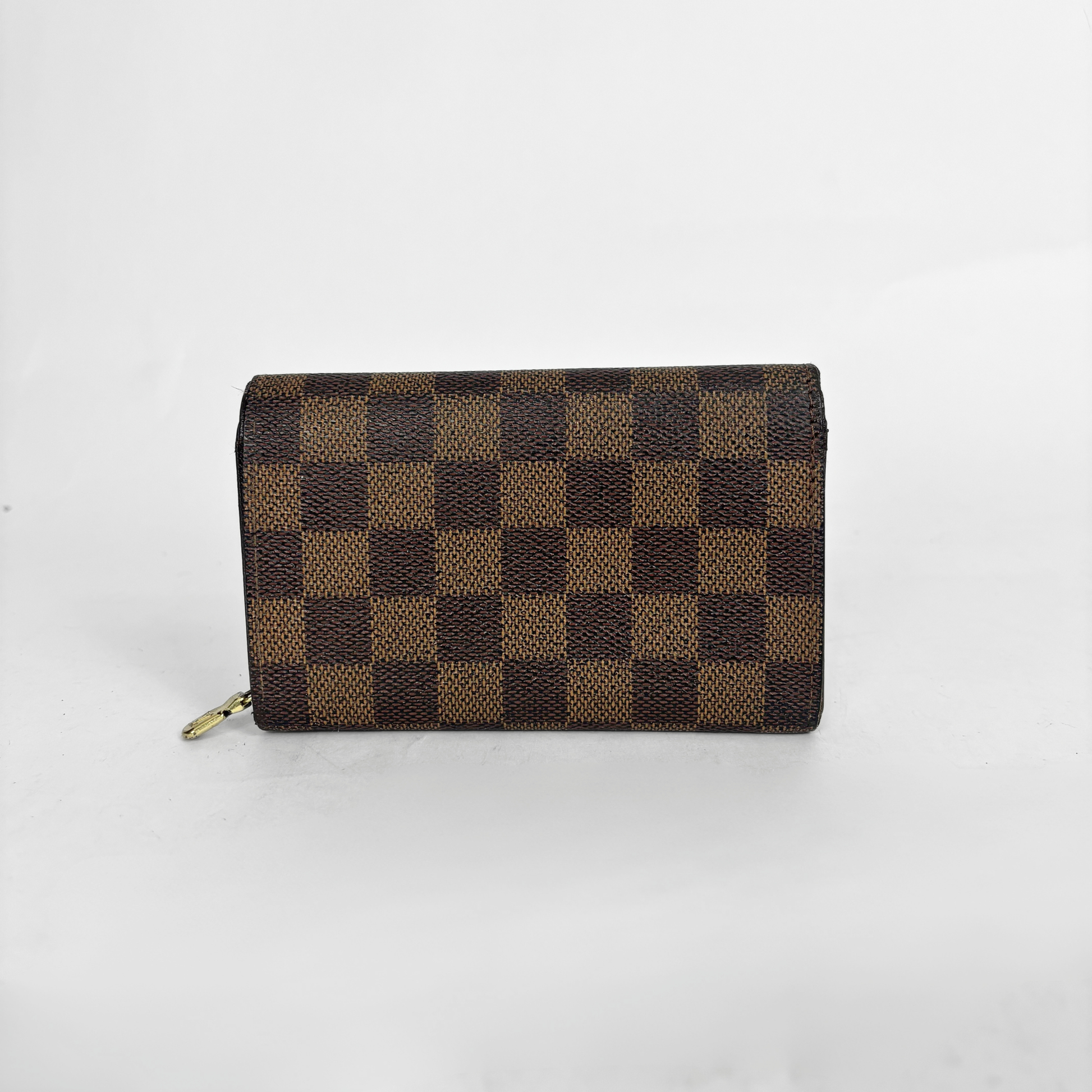Louis vuitton wallet in brown Damier Ebene checkered canvas with a snap-button closure.