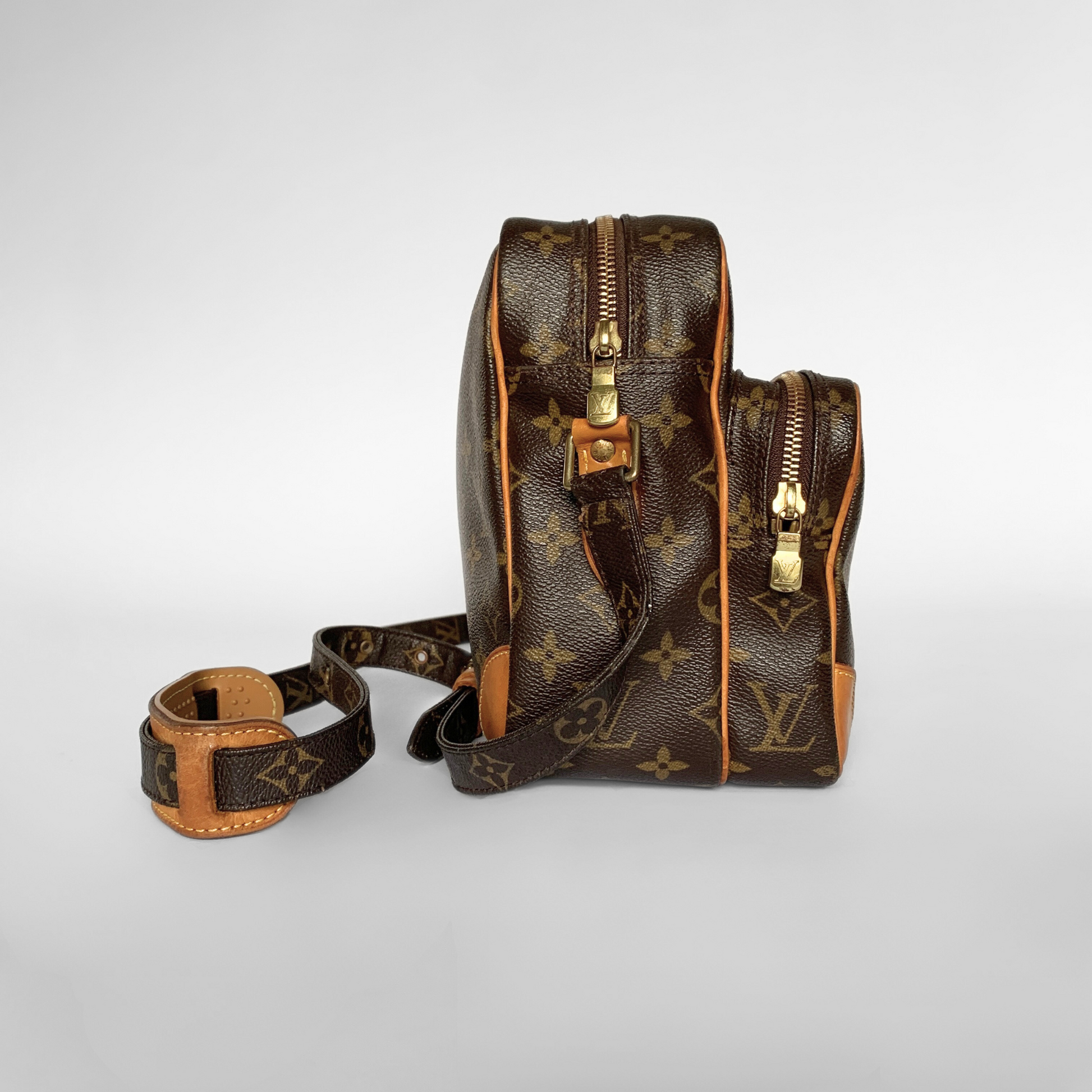 Louis Vuitton Nile Monogram Canvas – l'Étoile de Saint Honoré Louis Vuitton Nile Monogram Canvas – l'Étoile de Saint Honoré